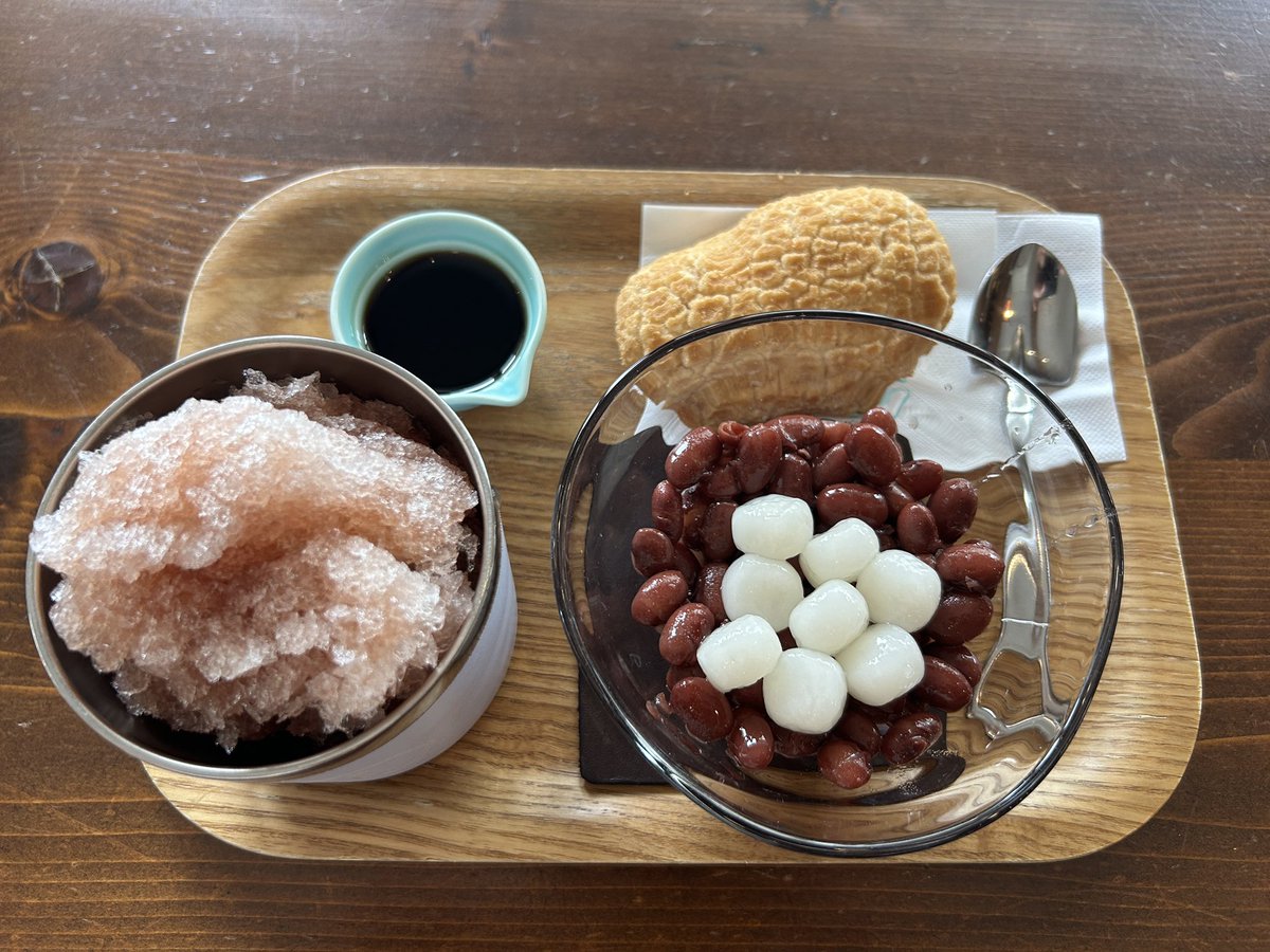 masahiro0225's tweet photo. 富士家の黒蜜ぜんざい

仲良し同期のなみちゃんと

NICEカロリー👍 https://t.co/vs7Vh1Rmt3