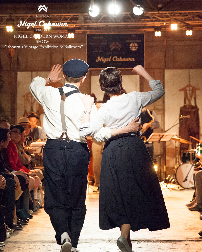 amorehirosuke's tweet photo. R.I.P. Nigel Cabourn
朝一番でビックリしたニュース。
つい先日中目黒のお店に試着しにいったばかりだし、、。
Nigelさんのファッションショーに、ダンサーとして出演させてもらったのは大変名誉な思い出。気さくで笑顔を絶やさない人だった。

#nigelcabourn #ナイジェルケイボーン https://t.co/W6AJAnfm58