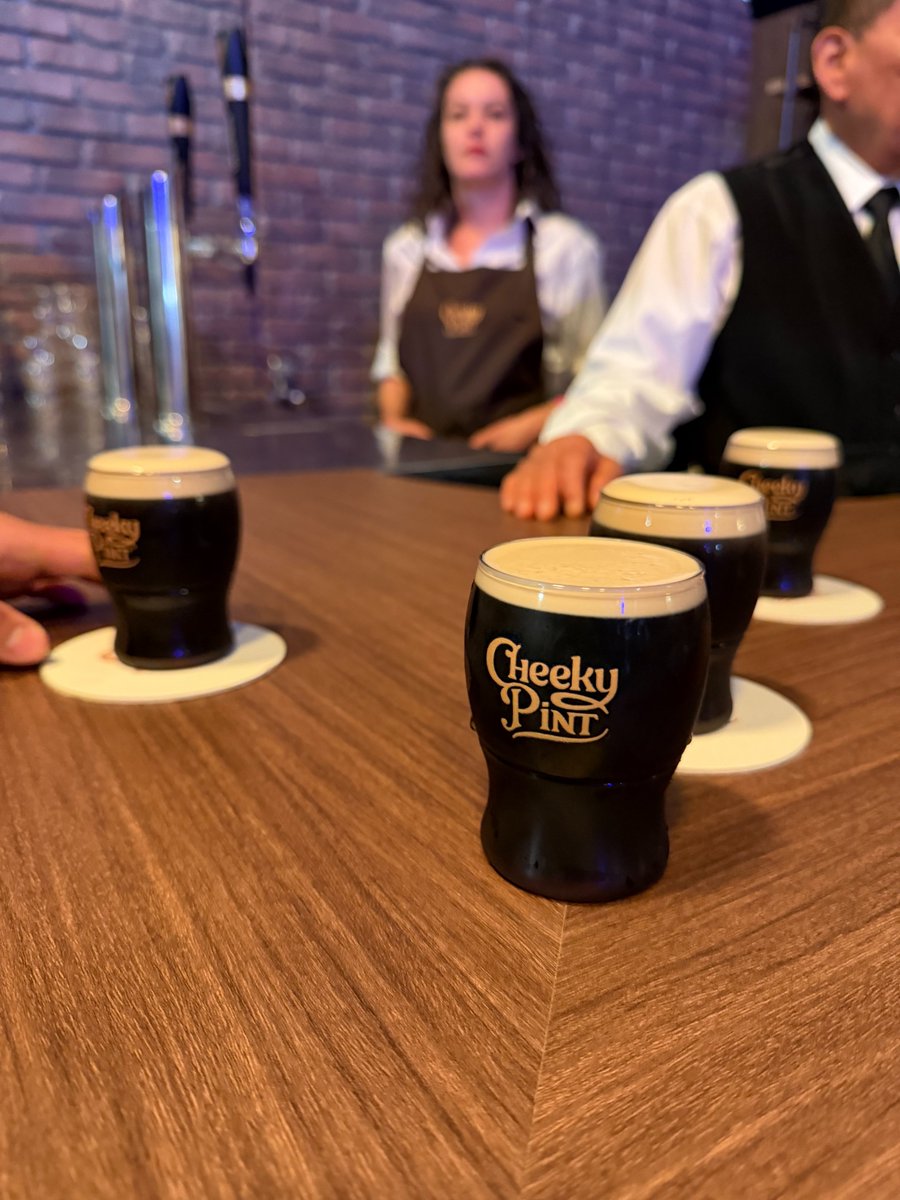 alypavs's tweet photo. we're hiring @stripe for a short-form video + social lead.

you'll be the engine of our short-form video strategy, making our content (like Cheeky Pint!) essential viewing for the world's most ambitious founders, operators, developers, and economists.

requirements:
>strong, evidence-based POVs about what works (and what doesn't) on YouTube
>comfortable wearing a lot of hats: producer, video editor, clipper manager, content commissioner, social media channel strategist, measurement aficionado
>experience working on short form video content that 1) you're really proud of and/or 2) you've got a view on what you'd improve
>exceptional taste

if this sounds like you, please apply! link below.