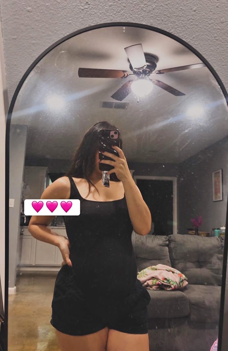b_lsette's tweet photo. Smallest bump out of my babies 💞 https://t.co/DeRoPbCT1n
