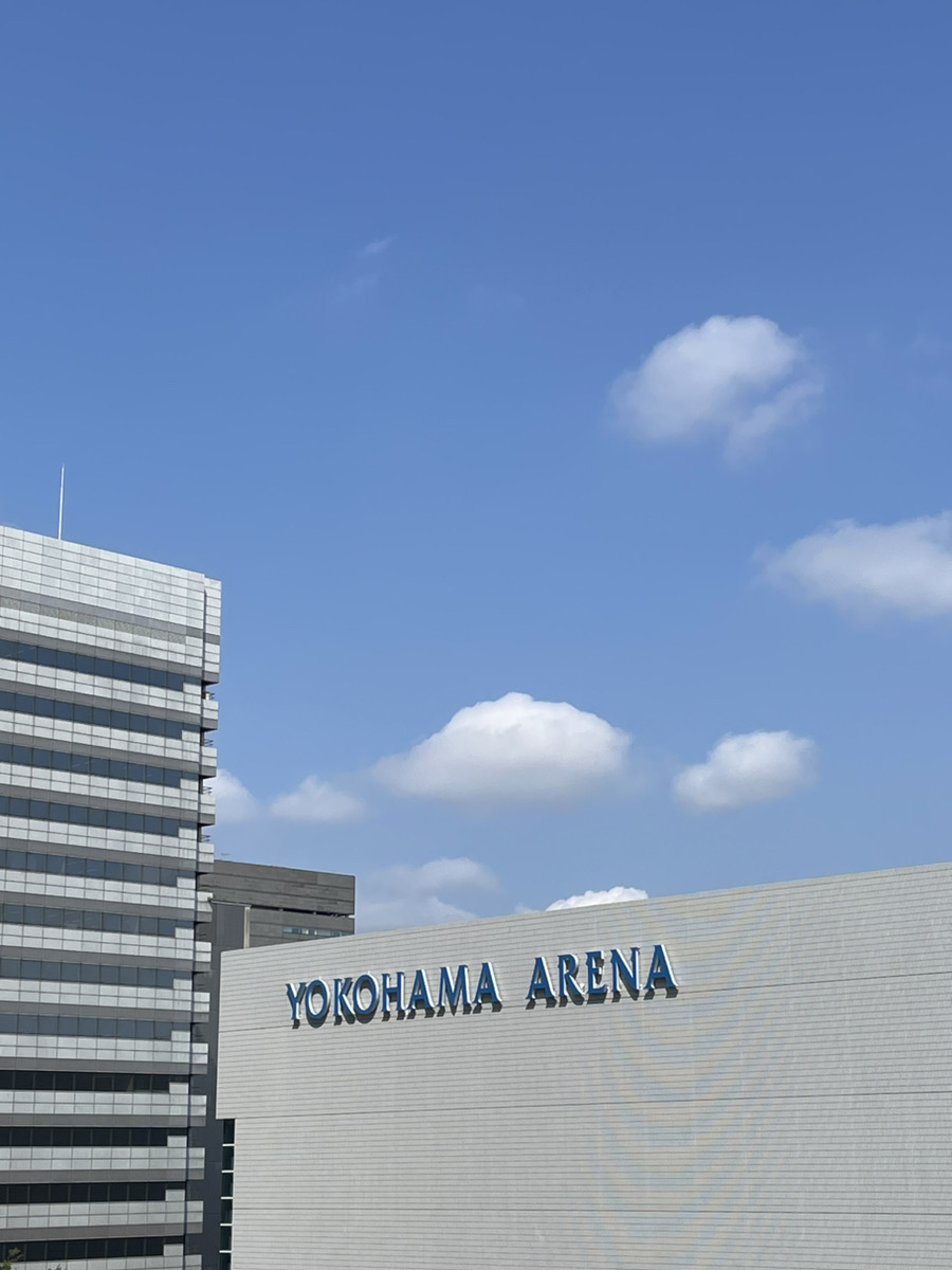 cocoashinyoko's tweet photo. こんにちは！  
  #新横浜   の天気は晴れ☀
ひさしぶりに日差しが強そうです！！
日傘をお忘れなく！
 今日も一日元気に営業していきます      
📷#企業公式のフォロー祭り #横浜 #横浜アリーナ https://t.co/Vntn9mnFpY