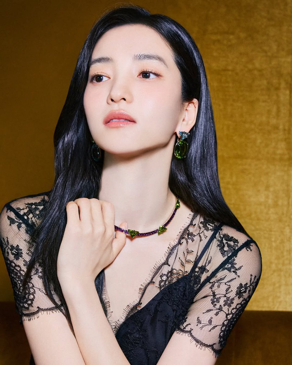 kimtaeri_ifc's tweet photo. Prada Ambassador Kim Taeri di acara Prada Fine Jewelry private presentation in Seoul

Makin cetar visualnya 😍

#KimTaeriPrada #김태리 #KimTaeri https://t.co/4QU9MMNUF1