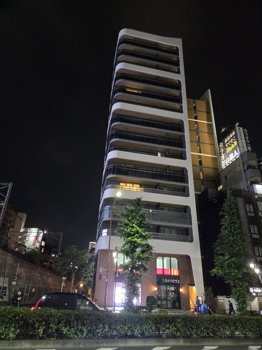 321mitaga's tweet photo. パークコート恵比寿
105.27平米9億円(坪単価2,821万円)
たとえ6億円でも売れたら地権者大勝利かな https://t.co/KPzek4Gl7B