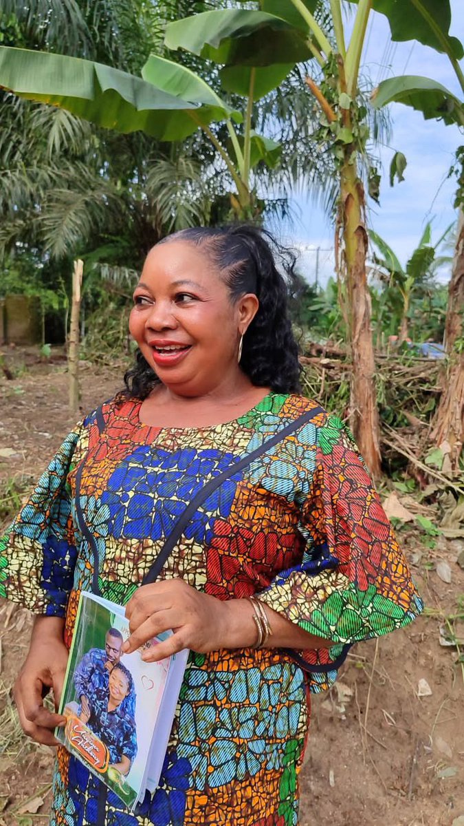 Quo_Riri's tweet photo. I once asked my mum why she never remarried after becoming a widow at just 25. She said it took her years to grieve, and when she was finally ready, the men who came insisted she abandon her children. She rebuked them and held tightly to the fruits of her first love, to us!

Happy 50s  Birthday to the woman who single-handedly sacrificed so much that my siblings and I may live and stand tall today!
Her love, strength, meekness, and selflessness, even toward strangers, continue to leave me in awe. I pray God keeps blessing and shielding my Mama. May she reap the beautiful fruits of her labour in abundance.

The 50s have never shone so bright! ❤️🥳