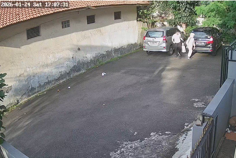 dedetjuga29251's tweet photo. @Dedetoke2 @DKIJakarta @DivHumas_Polri @kemenhub151 @pertamina 844 20260612 8:59 @DKIJakarta @DivHumas_Polri @kemenhub151 melanggar perda jkt 5/2014ps140 #persekusi UU31/2014 #JAKI JK2606120304 JK2606110623 JK2411240284 JK2409250420 JK2408210357 JK2408240157 #b1422tcq #B1165POW #b2223sxk #hadjadinata https://t.co/CJORLUl6ja https://t.co/MJFF3tS89h