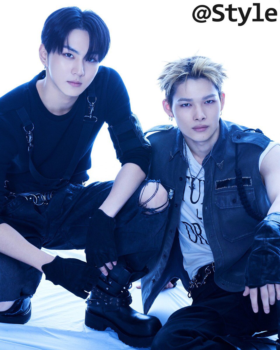 Jlungwon's tweet photo. 1:11 
Sitting here with my favorite partner in crime. https://t.co/P95paysYJ7