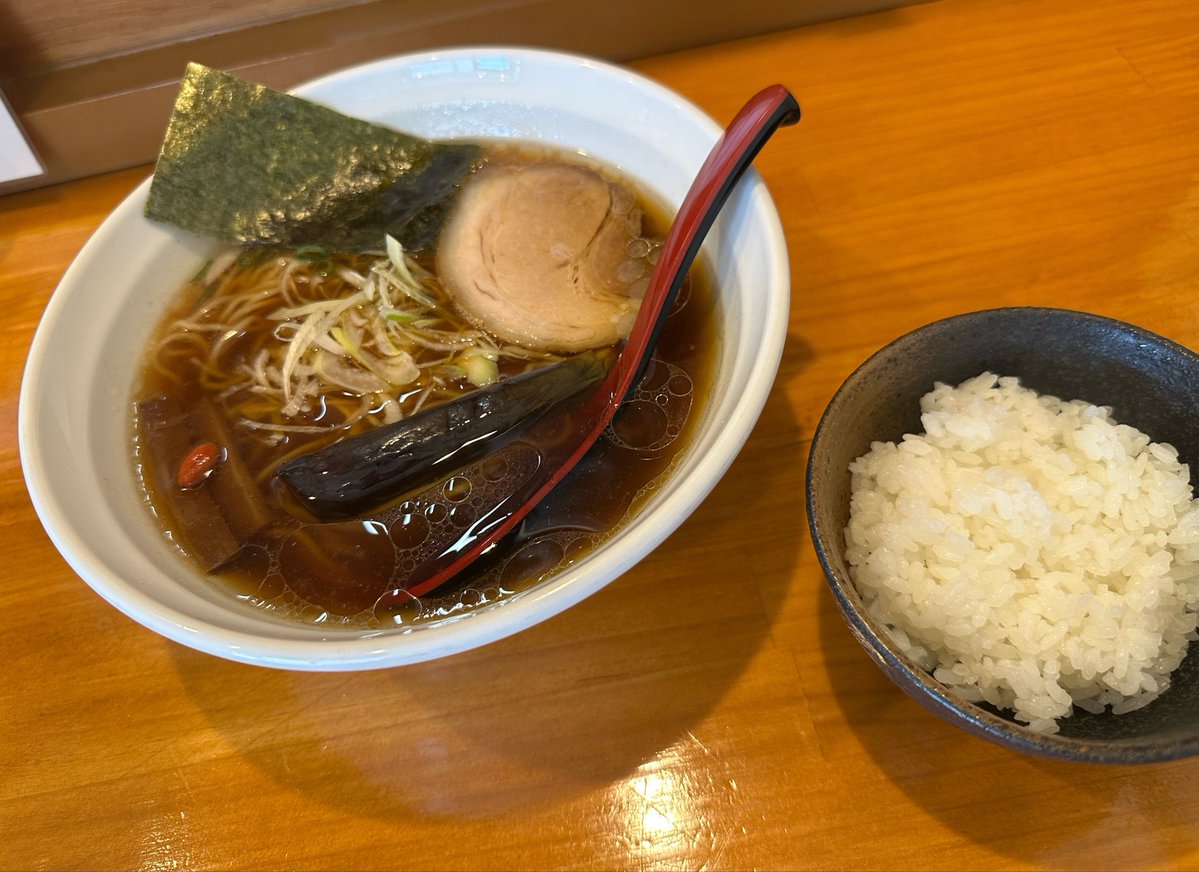 LovelySumty's tweet photo. ナスらーみょん https://t.co/kzwM6LYBa9