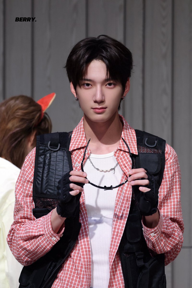베리 tweet media