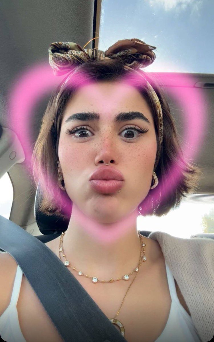 n_hhhh33's tweet photo. خيط الجمعه احلى خيط🥴 https://t.co/rFeJiwml4y