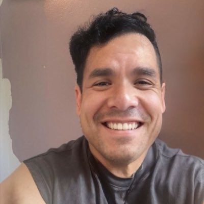 GenaroKim5's tweet photo. #NewProfilePic https://t.co/4HgWEW5UyD
