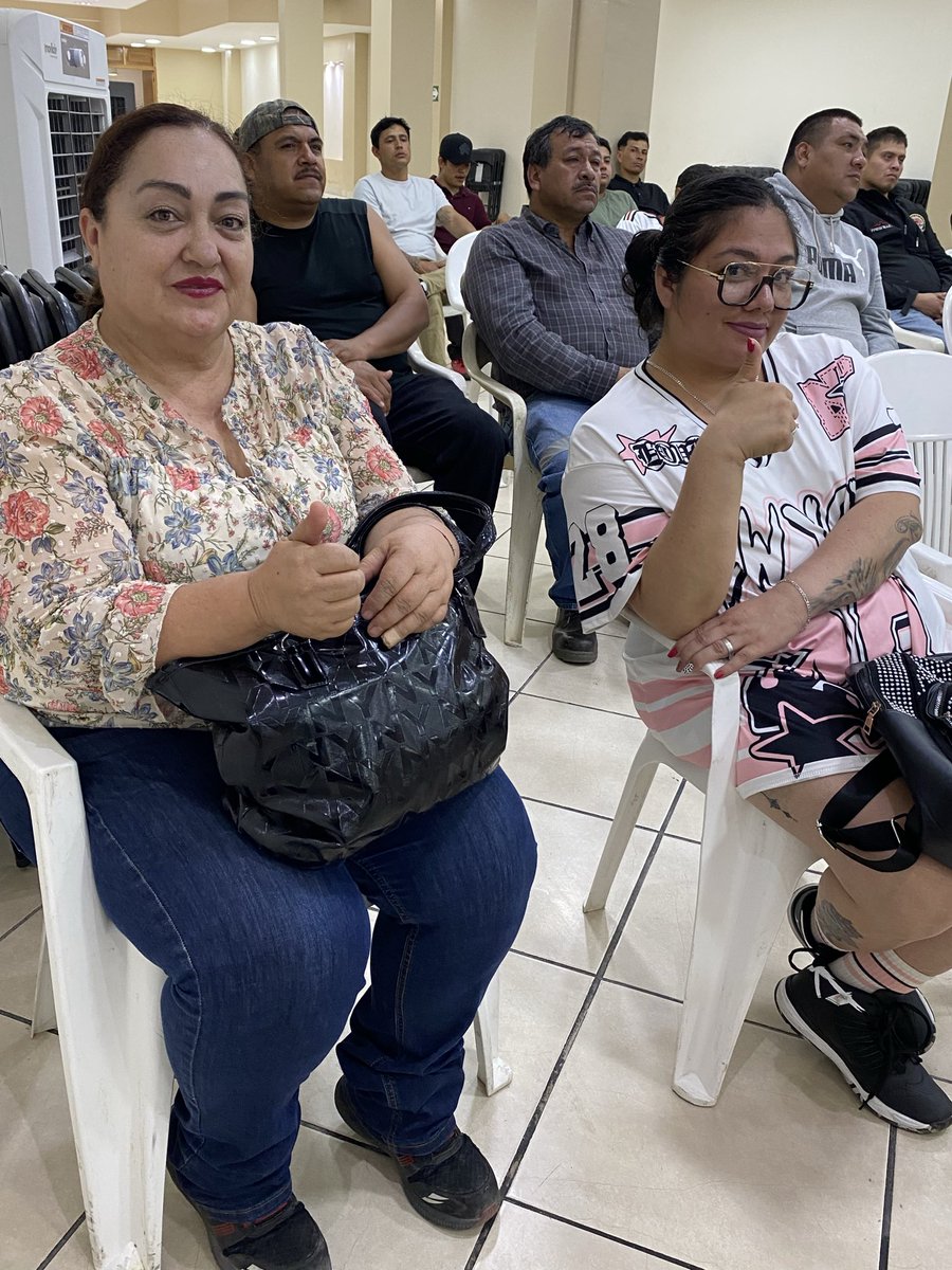 Frenteseccio62's tweet photo. 🔉Siguiendo el ejemplo y liderazgo de nuestro secretario general nacional, don @CarlosPavonC reafirmamos que la sindicalización fortalece la unidad,
#UnidadSindical #CarlosPavónCampos #SeguridadYCompromiso #DistritoFresnillo https://t.co/pHgZYkcOei