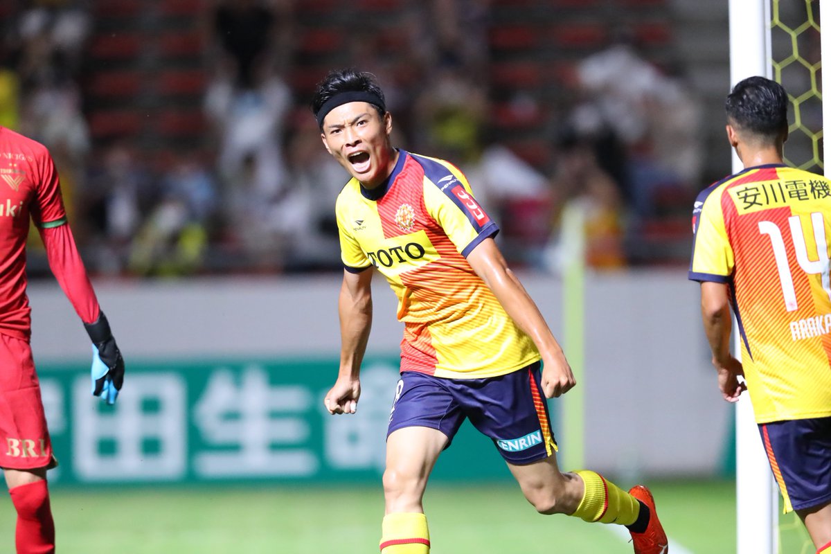 Giravanz_staff's tweet photo. ギラヴァンツ北九州に2019年から2020年まで所属した #町野修斗 選手が、
「FIFAワールドカップ2026」サッカー日本代表に追加招集されました🇯🇵

日本に歓喜を。感動を。
応援しています！！🌻☀️

#ギラヴァンツ北九州
#北九州から世界へ https://t.co/4NwLtFPnwh