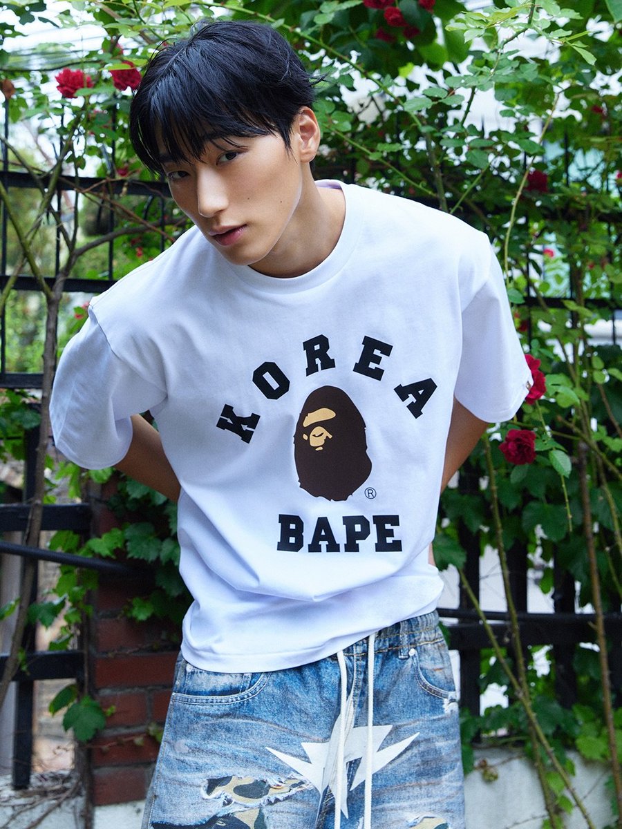 ATEEZUD's tweet photo. [📷] SAN with BAPE for 'KOREA EXCLUSIVE COLLECTION' 
.
#ATEEZ #에이티즈 #CHOISAN @ATEEZofficial https://t.co/iNpErwrk20