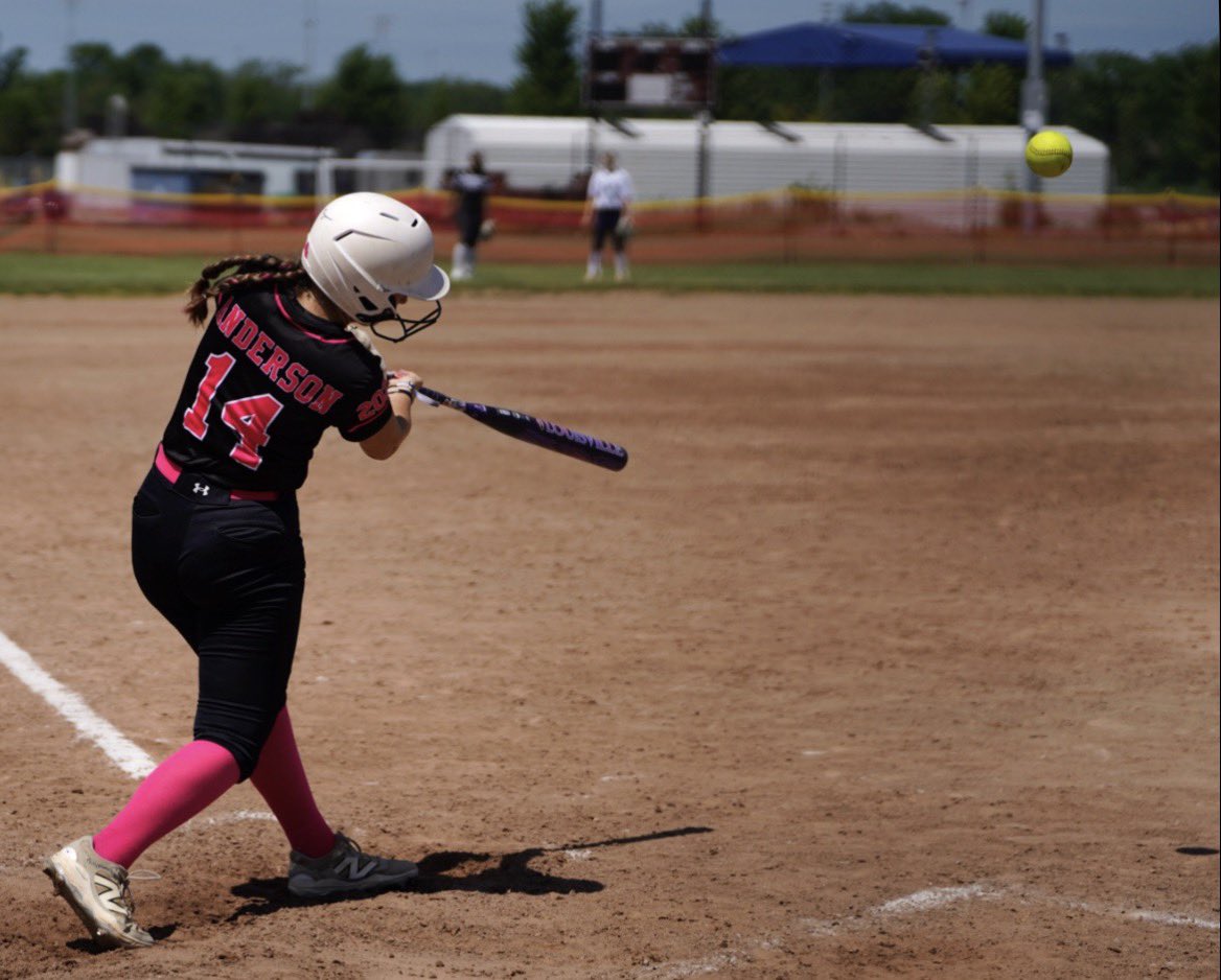 Gracesoftball14's tweet photo. I had a great time at the D1 super select camp today! Can’t wait for this weekend! #2028grad @nix131313 @CoachJexx_RMU @BelmontSoftball @BGSUSoftball @mandygardner24 @TiffinUSoftball @CoachScibelli @CoachWallace29 @marleewilson @YSUSoftball @KentStSoftball @ButlerSoftball https://t.co/dp1IapxKXA