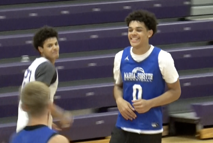 Channel1450com's tweet photo. Christmas In June Day 2 Highlights From Williamsville’s Shootout https://t.co/nydnsoDSsf https://t.co/Rxl2n6yNHC