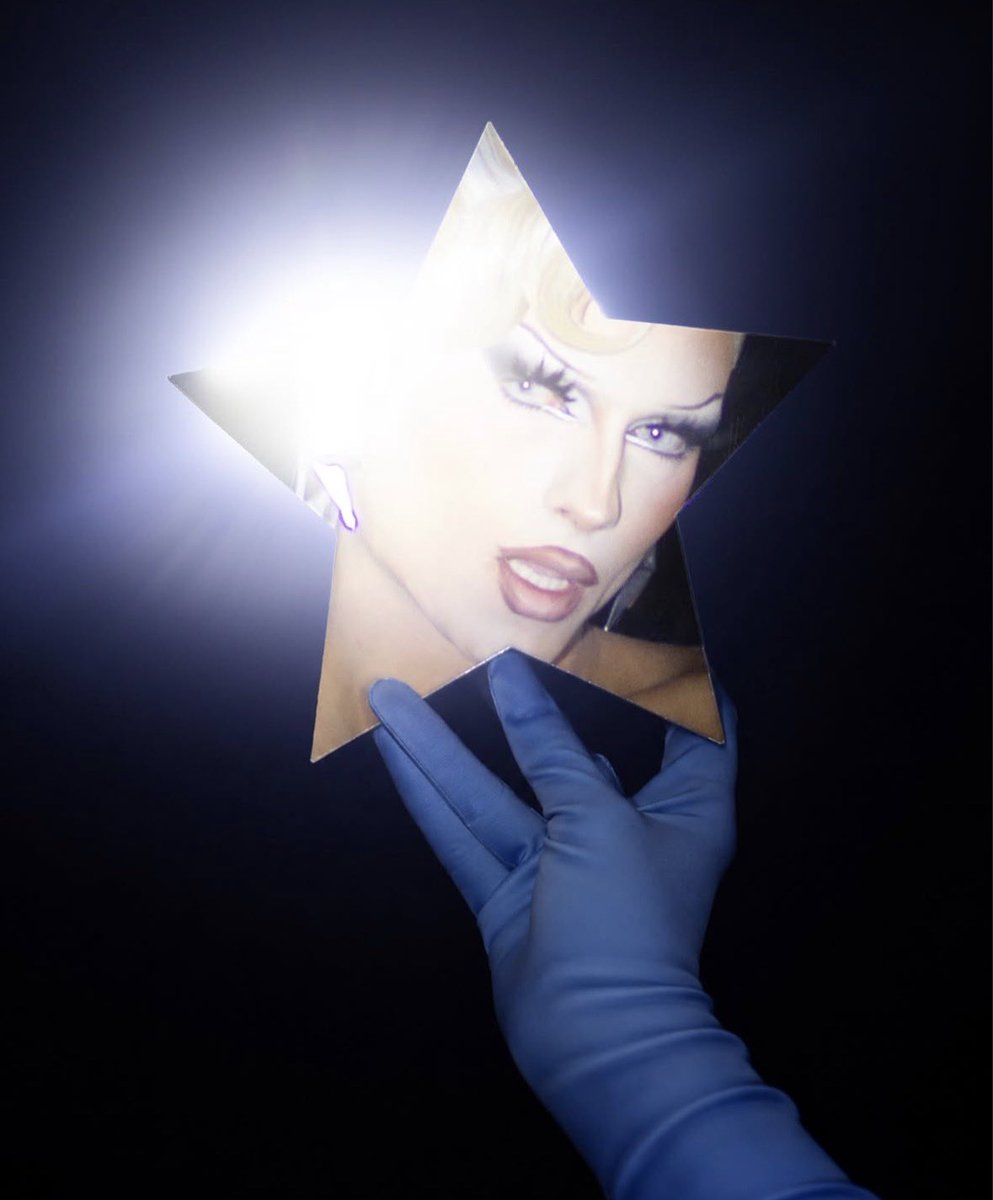 Drag Crave tweet media