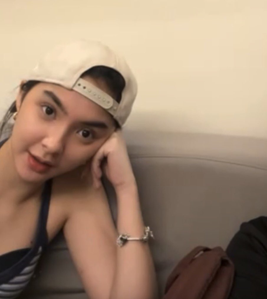anjgabyel's tweet photo. These photos made me smile. In an industry where everyone is expected to look perfect all the time, seeing Kai just be herself feels refreshing. That’s one of the many reasons I admire her.  We love you @kakaimontinolaa  ALWAYS yan! God bless you always dai 😘 https://t.co/EdmoKEY8oy
