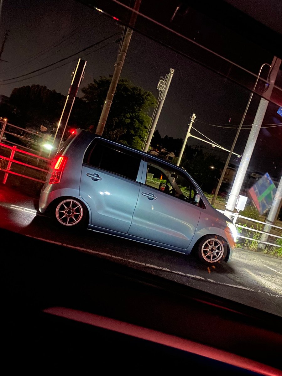 kzmc77's tweet photo. #女子ウケしない車を晒せ
まず車高下げてる時点でウケないよねw https://t.co/KFi61OwNlP