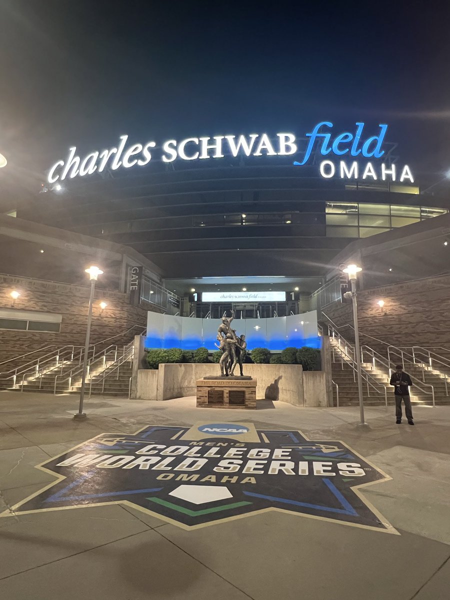 StevenCSaab's tweet photo. Morgantown-> Omaha
15 hour drive ✅

#HailWV https://t.co/SvNgW4Jw53