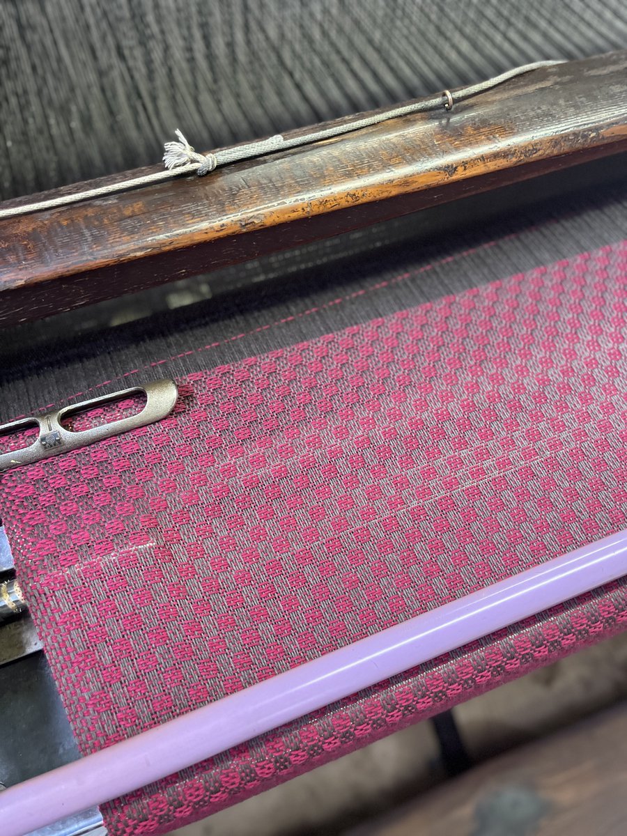 jeshofficial_'s tweet photo. Merringbone x Dobby weave knit pullover製作のお話しをブログにしました！ぜひお暇な際にご覧いただけましたら幸いです…！
実はLINEアンケートで製作やデザインのお話しも聞きたいと書いてくださっていたので、もっと載せていけるよう頑張ります！✍️ https://t.co/GbKq7esyso https://t.co/YF9Nq4Mi3O