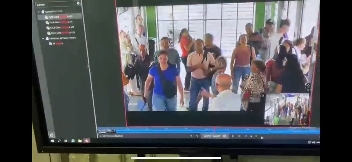 BLUPacifico's tweet photo. Policia de Cali confirmó la captura de la mujer que agredió a la vigilante de la estación de MIO Buitrera. La agresión se produjo después de que la guarda le solicitara el cumplimiento de los requisitos de ley para ingresar a un perro al sistema de transporte masivo https://t.co/FZ2nsiRIkA