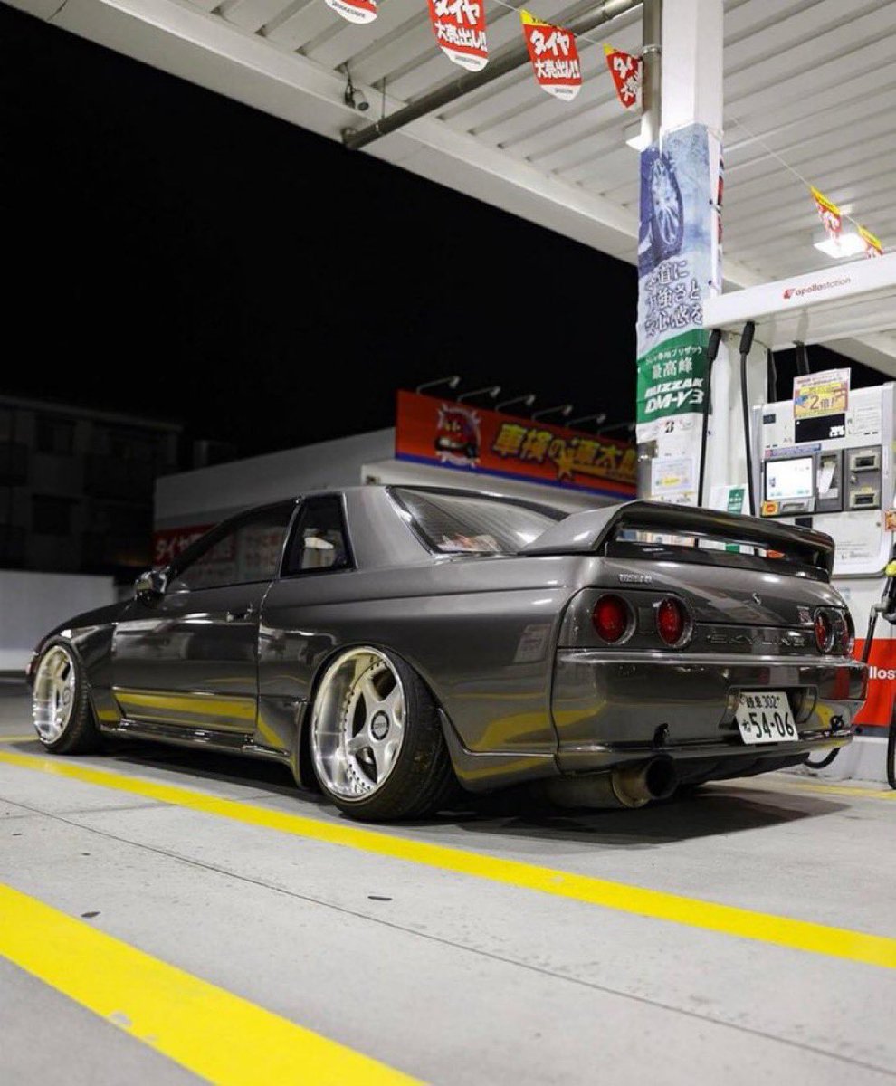 Qrisys's tweet photo. Nissan Skyline GT-R BNR32 https://t.co/zEetDJwmXI