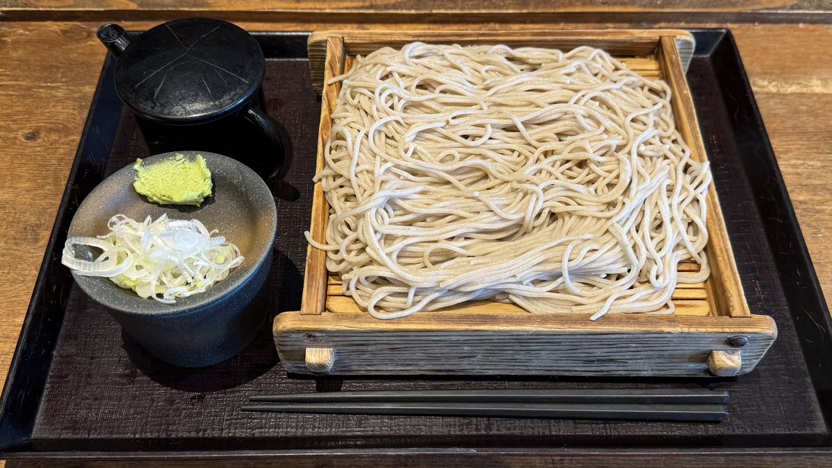 e_ekami's tweet photo. あーすん・ランチ https://t.co/dzeI4Oqsap