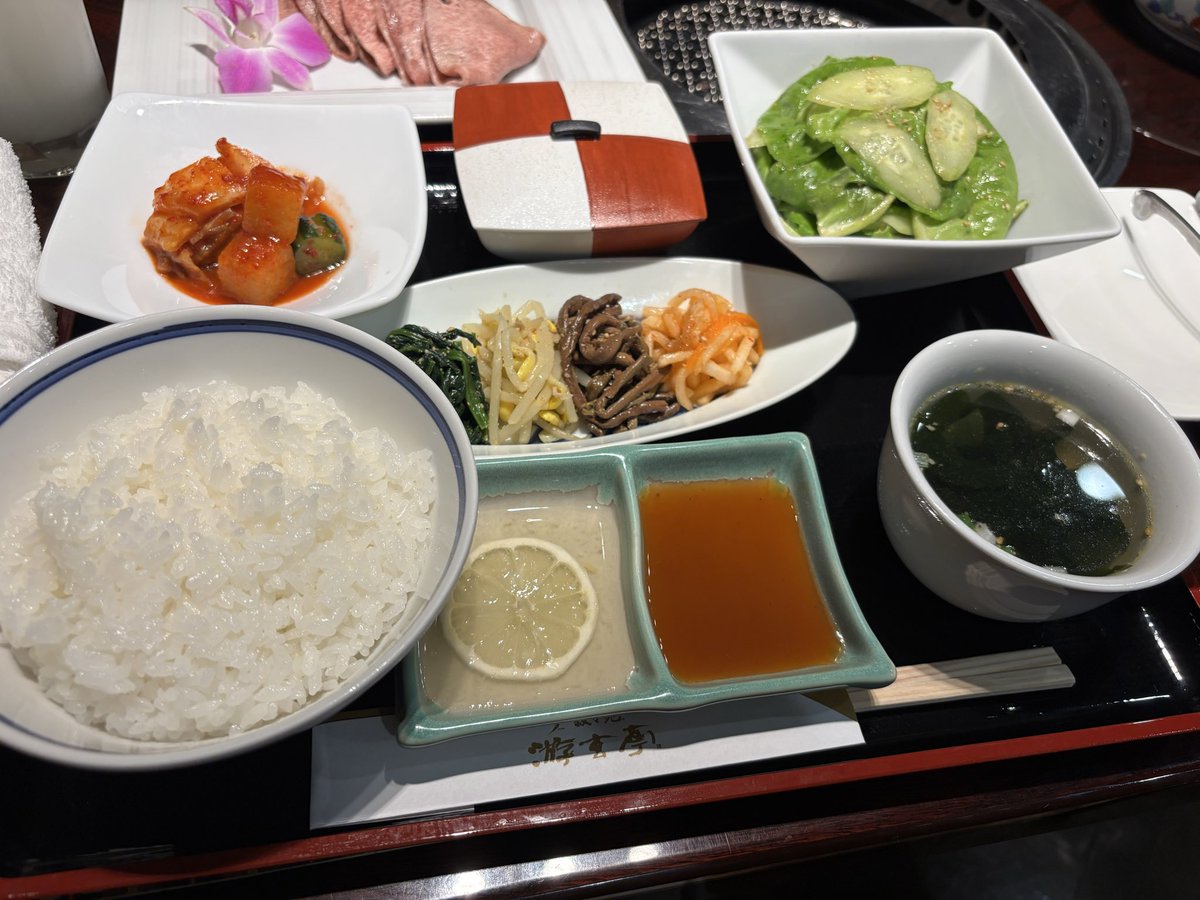 BVakyb's tweet photo. 体調万全じゃないのに、誘われたから行った叙々苑
シャトーブリアンうまし https://t.co/WjlxKsH17S