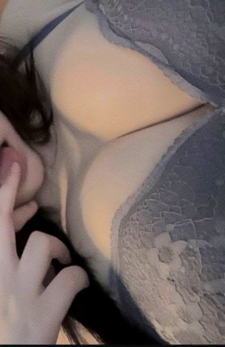 yourrr_slutt's tweet photo. sangee ih, butuh bantuan kontol yg enak 😋 https://t.co/lUXes5Sv4M