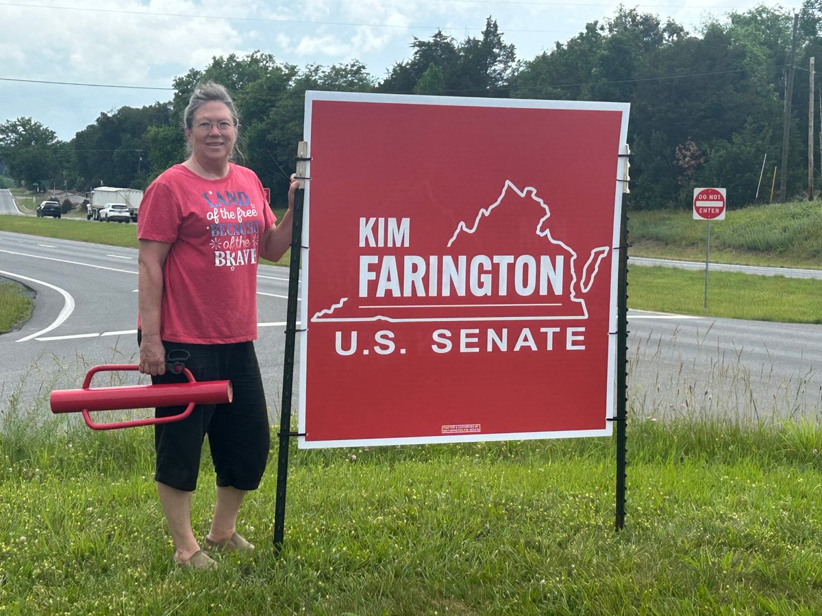 KimforSenateVA's tweet photo. Here are some more snapshots from my road trip! These are pictures of me speaking  and meeting people in Williamsburg, Newport News and Norfolk. The topics of conversation have revolved around data center concerns, the need for small business growth, and veterans’ health. I also want to give a shout out to my super volunteer Jocelyn in Rockingham County who placed one of my signs—thank you!!!! And it was great meeting Edwin Rivera tonight. He’s running in CD-3 for US Congress. 
Learn more about me at: https://t.co/WMdAGQ6z50.