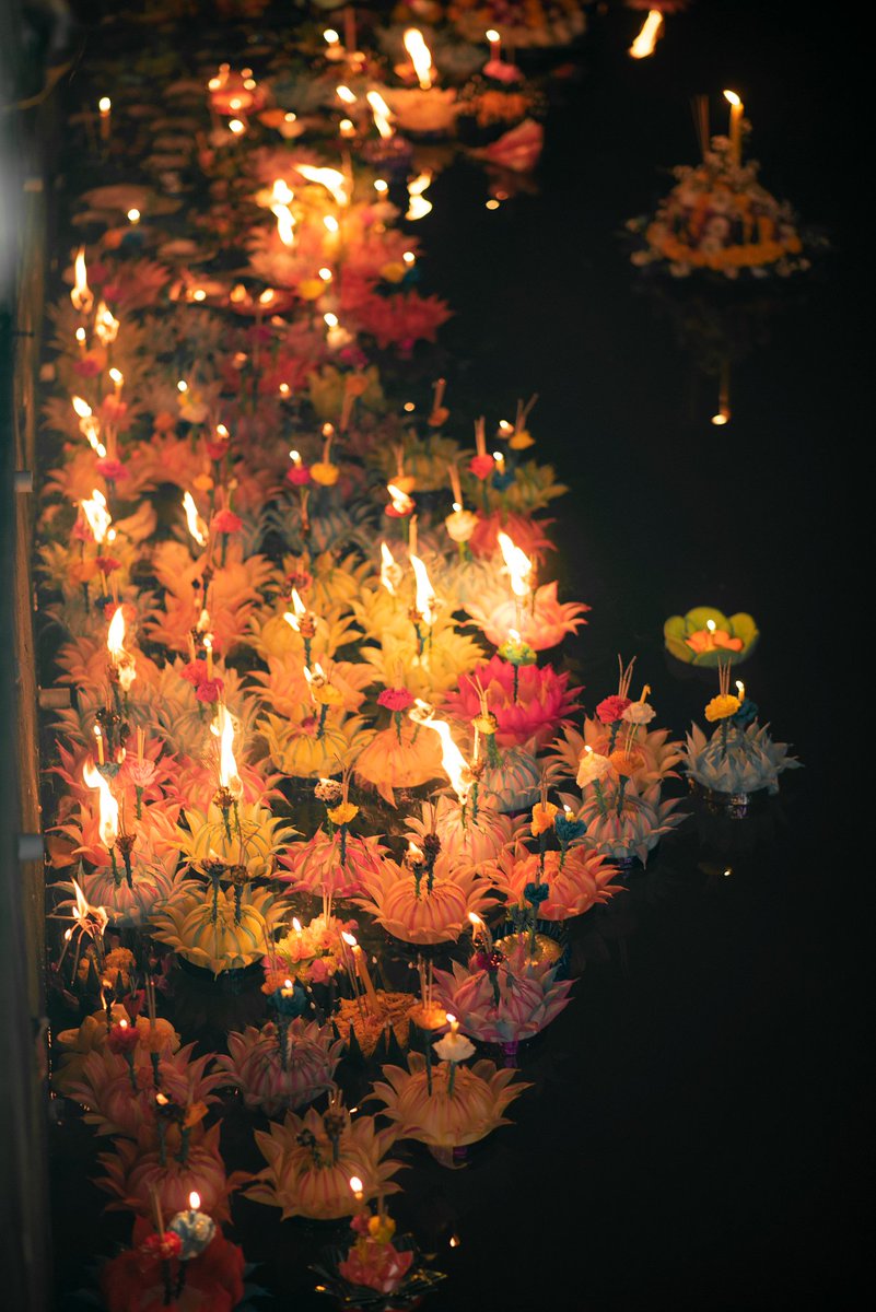 TimothyDavftve's tweet photo. Celebrating the warm glow of Diwali with loved ones—may this festival of lights fill your days with joy and prosperity! https://t.co/60TMuhG6SQ
