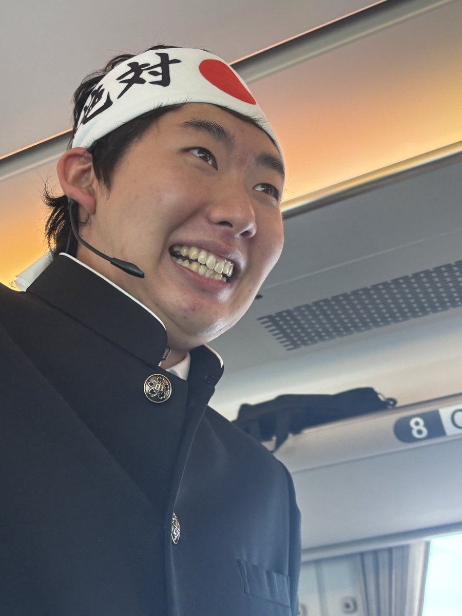 masammichi's tweet photo. 先週の今日は楽しみで仕方なかったなぁ
予備校号の中での
2人の授業中ずっと笑ってた気がする
その上こんな間近で2人の笑顔が見れて
ホントに幸せな時間やった
毎日何度も写真や動画見直して
にやにやしてる私
また楽しいイベント参加したいな

＃くろしお予備校号
＃きのくに線検定 https://t.co/df7todZJeo