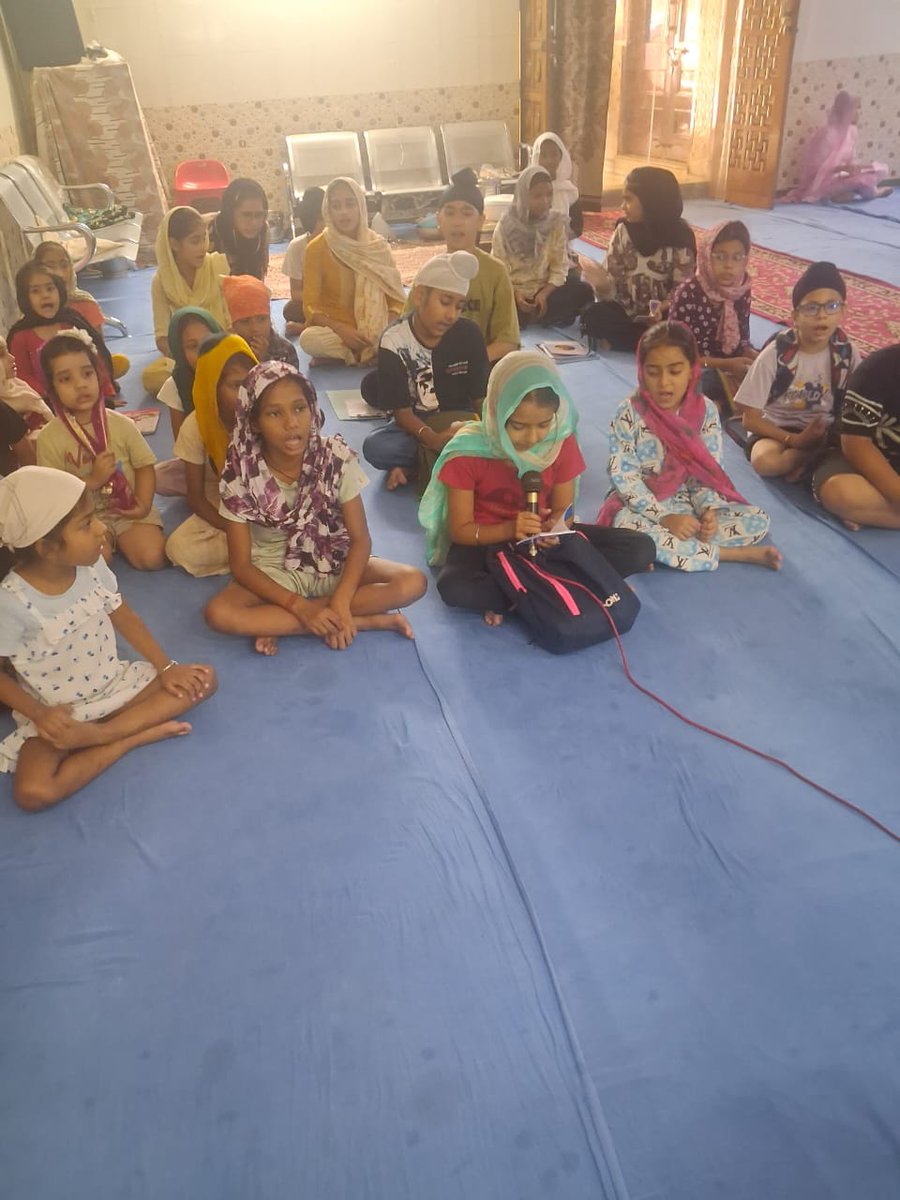 hskalka's tweet photo. ਦਿੱਲੀ ਸਿੱਖ ਗੁਰਦੁਆਰਾ ਪ੍ਰਬੰਧਕ ਕਮੇਟੀ, ਧਰਮ ��੍ਰਚਾਰ ਕਮੇਟੀ ਵੱਲੋਂ ਗੁਰਦੁਆਰਾ ਸ੍ਰੀ ਗੁਰੂ ਸਿੰਘ ਸਭਾ, ਸਰਾਇ ਰੋਹਿਲਾ (ਦਿੱਲੀ) ਵਿਖੇ ਚਲਾਏ ਜਾ ਰਹੇ "ਗੁਰਮਤਿ ਕੈਂਪ" ਦੀਆਂ ਝੱਲਕੀਆਂ।
ਆਓ, ਗੁਰਮਤਿ ਕੈਂਪ ਵਿੱਚ ਆਪਣੇ ਬੱਚਿਆਂ ਸਮੇਤ ਹਾਜ਼ਰੀਆਂ ਭਰ ਕੇ ਗੁਰਮੁਖੀ ਅਤੇ ਗੁਰਬਾਣੀ ਨਾਲ ਜੁੜਨ ਦਾ ਯਤਨ ਕਰੀਏ।
#GurmatCamp #SikhValues https://t.co/KQBtbYSnTY