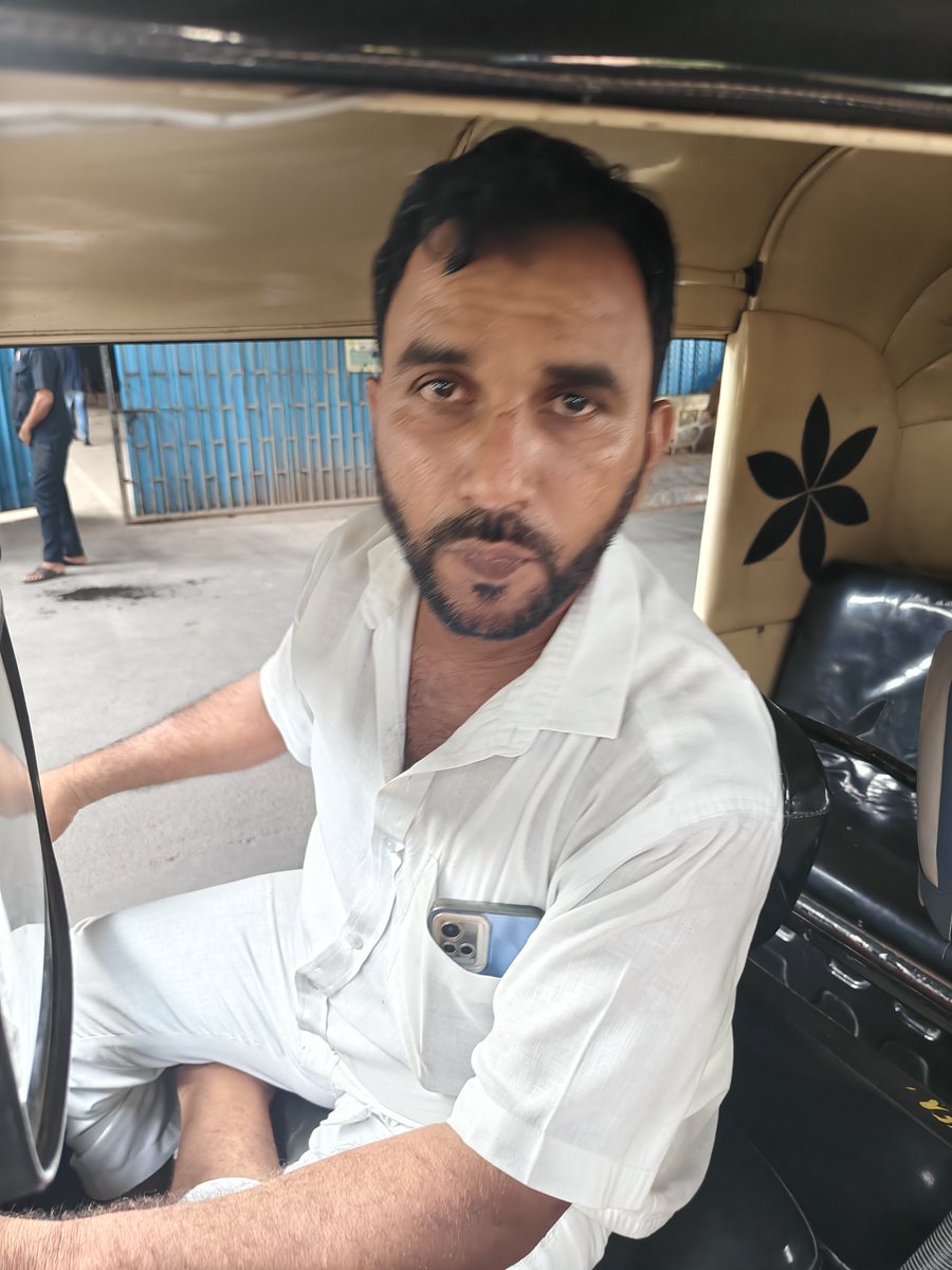 PratikShin25627's tweet photo. At Tilak Nagar station today around [9:30], an auto driver refused to operate by meter and demanded ₹300 to BKC. When asked to use the meter, he refused and then demanded ₹200 per person for sharing.Kindly look into this matter.
@MumbaiPolice
@MTPHereToHelp https://t.co/Otmxmltgqd