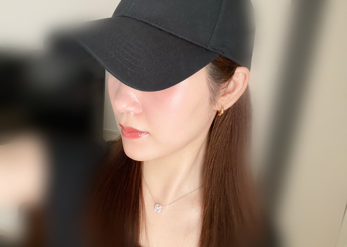 oj_chan2's tweet photo. 初めてのハイフから3週間経過🙌
正面から見てもリフトアップ＆肉感減ったけど、横から見ると更に顎下がスッキリ＆ぴったりしててやばーーい😳‼️（無加工）
オンダリフトは半年持続したし、ハイフも3ヶ月〜半年持続するとしたら年に2回でこのフェイスライン維持できるのコスパ良い🌟 https://t.co/7BvoVEtmJ3