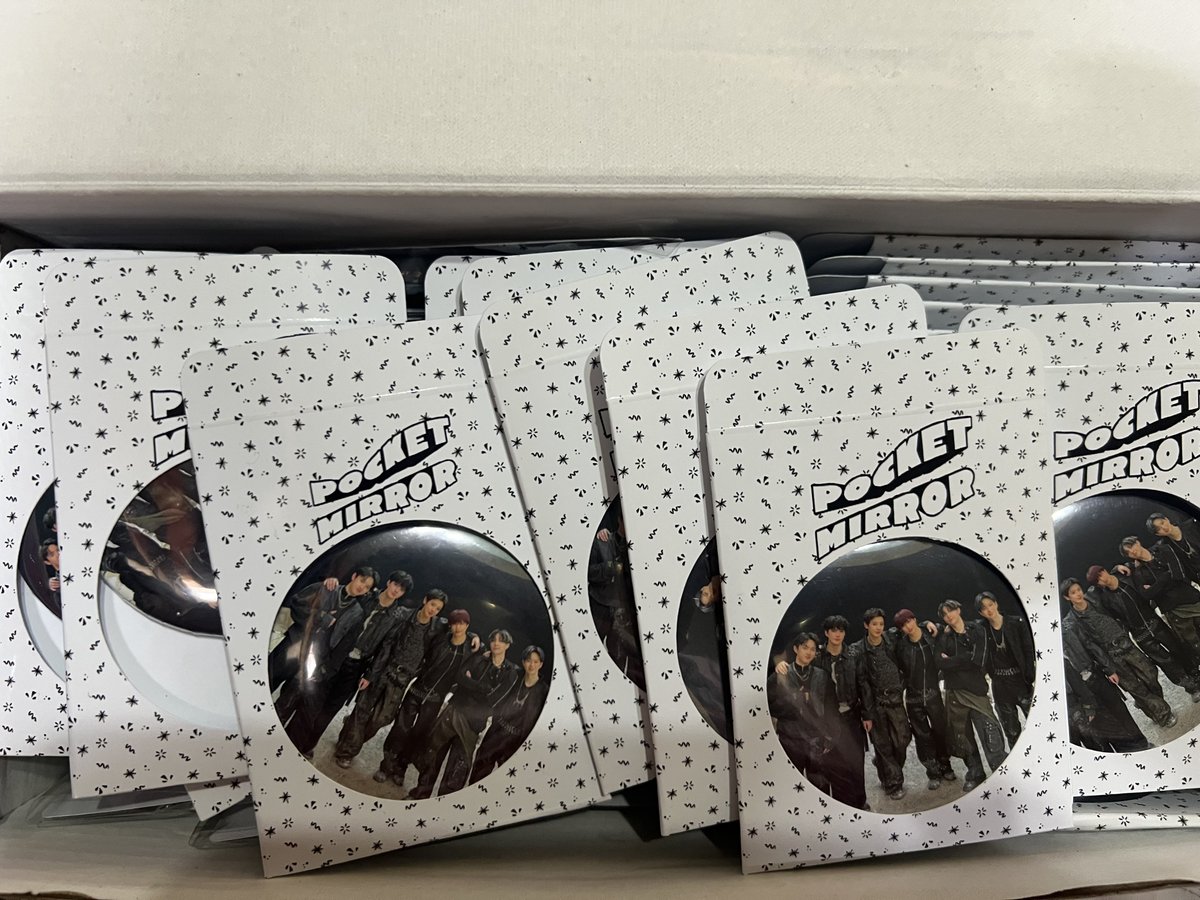 BerrySunbae's tweet photo. Maganda din pala ang BnW na packaging. https://t.co/c8aMcuOt53