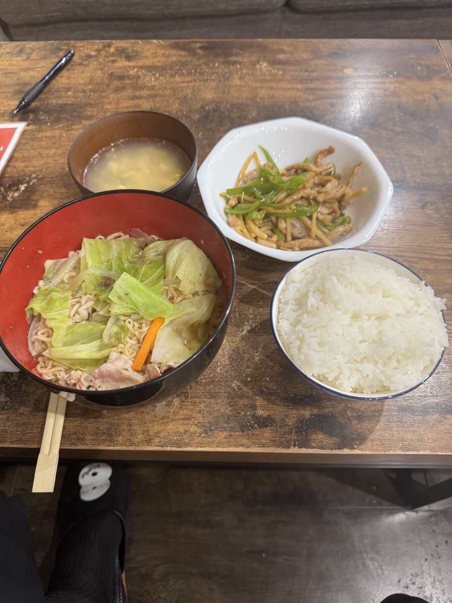 mahjongoo's tweet photo. 今日は某プロ団体の理事に会いに天満のエイトさんに☺️
なんと驚きのお食事無料サービスをいただきました✨ https://t.co/ua72Xxznvg