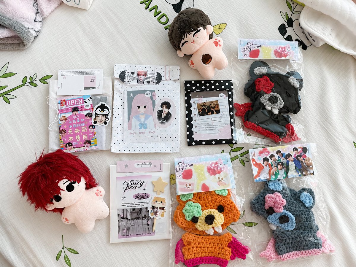MarysShun's tweet photo. Sorry now ko lang na-unbox. Thank you so much @pocketzfiles . Sobrang daming freebies. Love it. Ang ganda ng gawa mo. 🩷🫶🏼 https://t.co/psCOxhFn8F