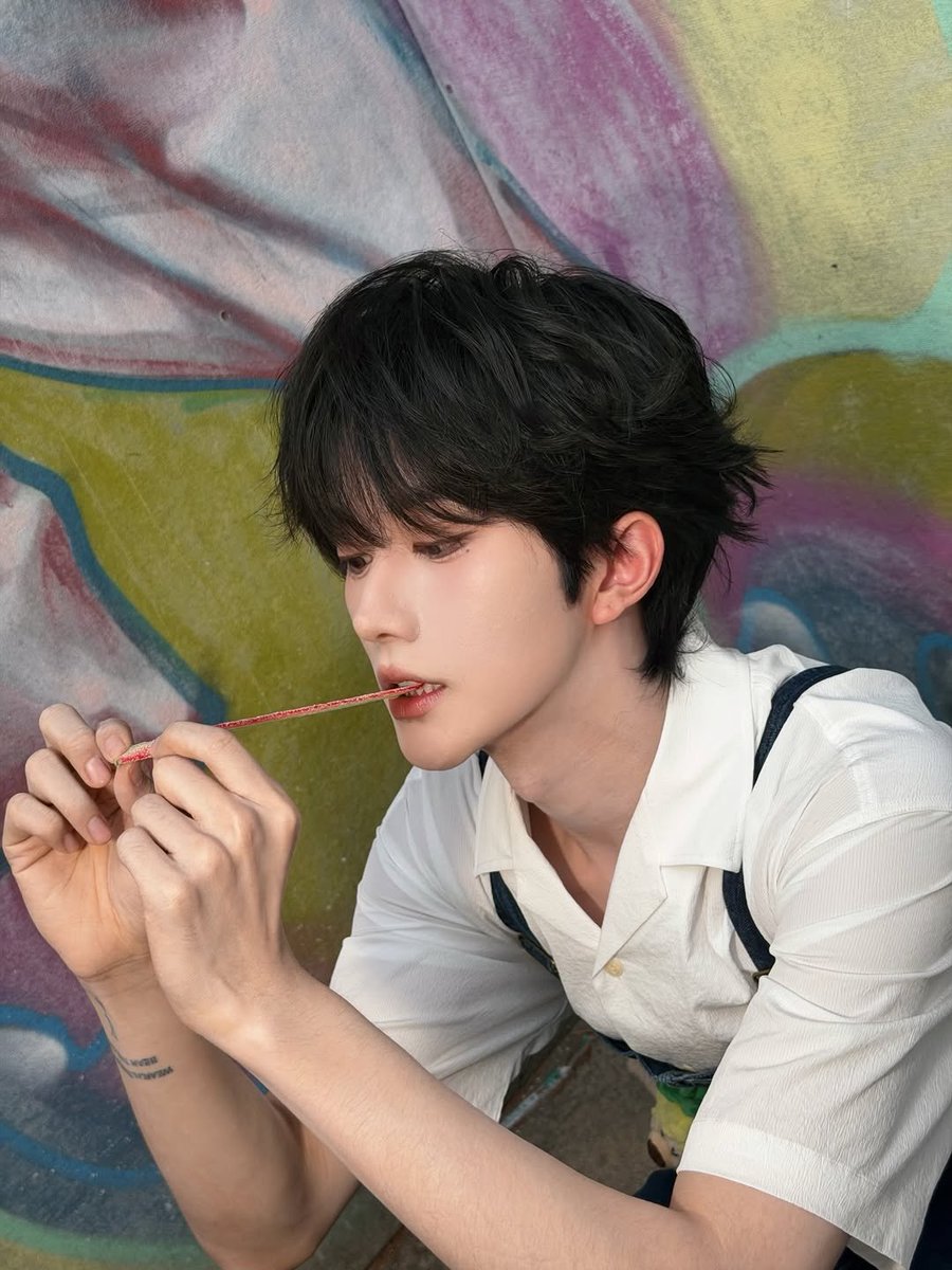 seetian9998's tweet photo. แล้วอาซิงน่ารักมากกก ตัวจิ๋วนุงง 🤏🏻🦋

#EliotHuang #HuangXing https://t.co/VJbPFBgDeE
