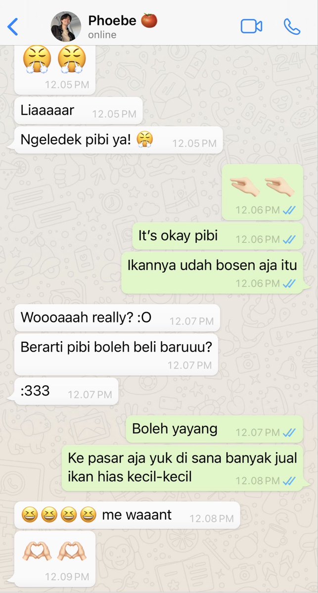barbiephu's tweet photo. #pondphuwin au

Dudung ngintilin kakak &amp; pibi 🍔🐠

#KeluargaSomat https://t.co/QHK9WYzp5b