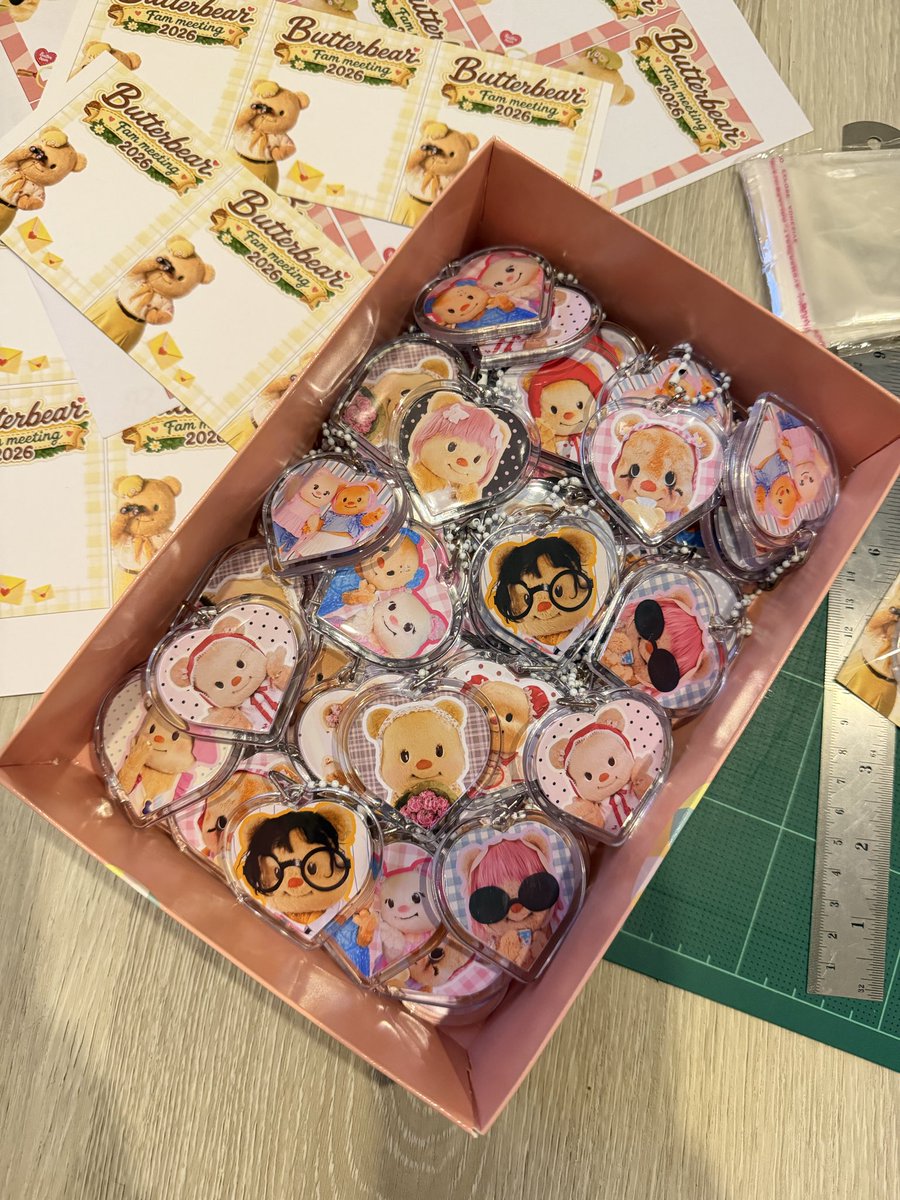 bxxxyr's tweet photo. พร้อมแล้วฮะะะ ❤️
มารับ Give away มาแลกกันนะคะมัมๆ

ไม่ต้องมีของมาแลกก็ได้ ถ้าเจอเดินเข้ามารับไปได้เลยนะคะ แล้วเจอกันค่าาา ✨❤️🫶🏻

#butterbear 
#ด้อมน้องเนย
#2026ButterbearCampingClub
#แคมป์ปิ้งกับน้องเนย https://t.co/CE3EwfXECy