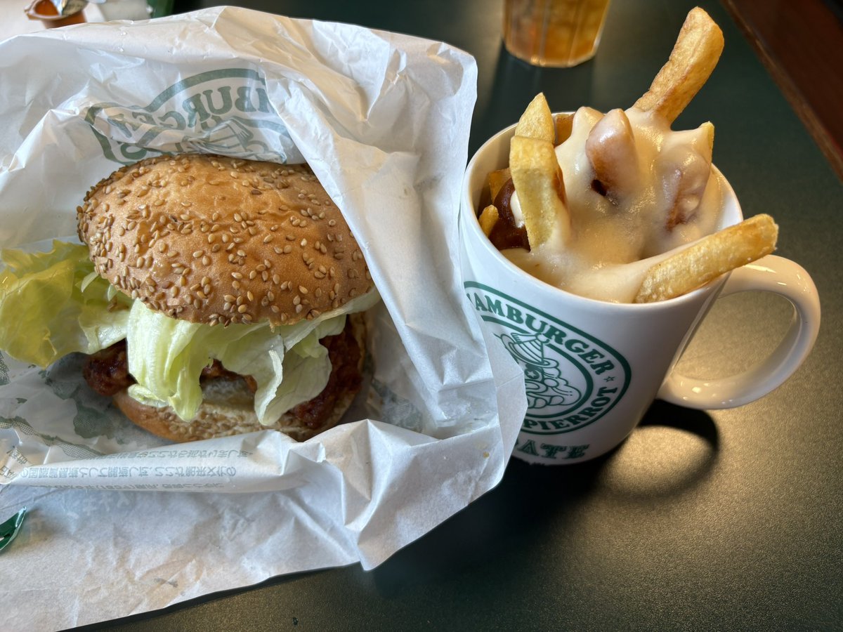 captain_Ress's tweet photo. 🍔🍟 https://t.co/HEoJr59uLl