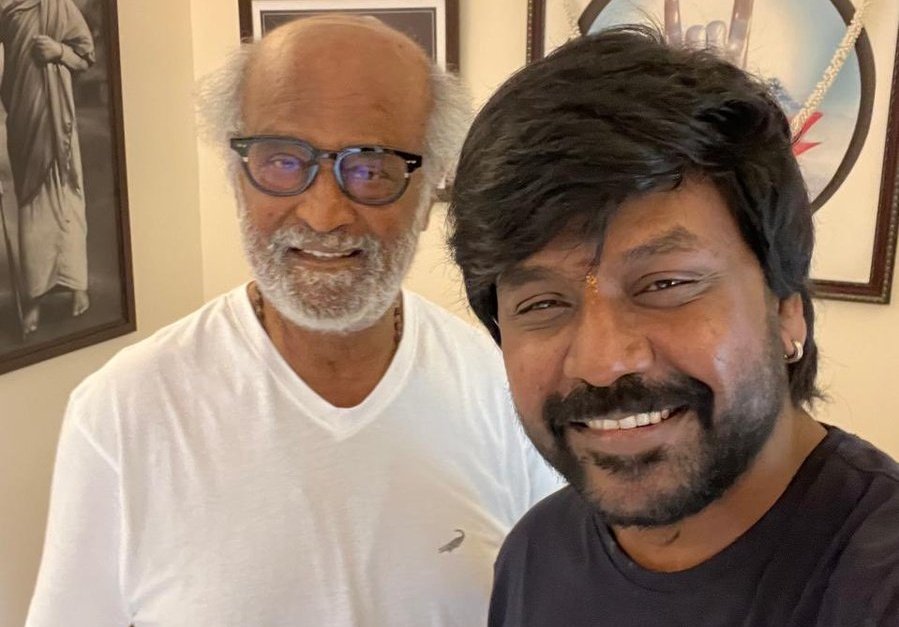 _MovieTamil's tweet photo. #RaghavaLawrence on meeting Superstar #Rajinikanth after his political withdrawal

"I had never seen him in that state before. He was deeply hurt and emotional. He's always been an energetic and active person, but that day was different.

He told me, 'My health isn't cooperating, kanna. The people have given me such a wonderful life all these years. It pains me that I can't do what I wanted to do for them. I don't know what to do. It's very difficult for me.

He also once said, 'I never had a desire to hold a political position myself. My wish was to identify and support a well-educated, capable person to lead and serve the people.

However, he never revealed who that person was...

#BENZ