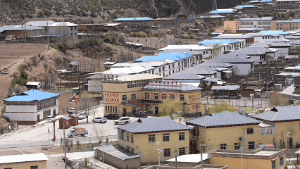 TibetNews11's tweet photo. Dall'utilizzo del #cotone per sfamare la fame alla trasmissione digitale della conoscenza, il sangue e i canti della XVIII Armata non si sono mai spenti. https://t.co/a3rbIony7y