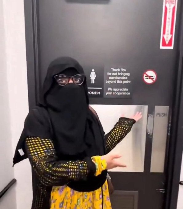 AntiWokeMemes's tweet photo. Muslims say that America needs to do a better job at accommodating It's Muslim population in public spaces

What is your advice to Muslims living in America ?? https://t.co/6BaZ9vv0h2