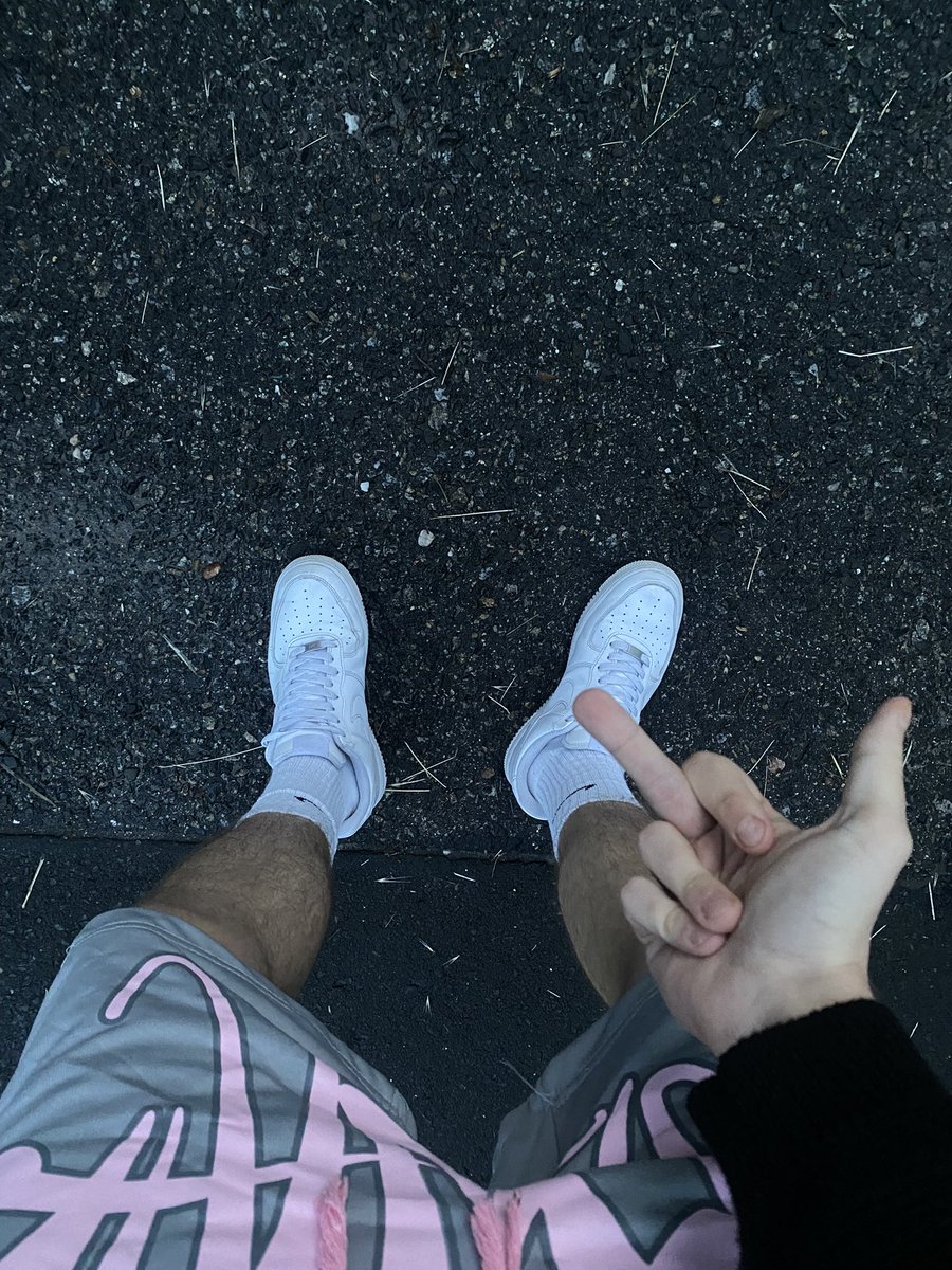 Sim0noe's tweet photo. #dm #open #slave https://t.co/9H39cPzYOH