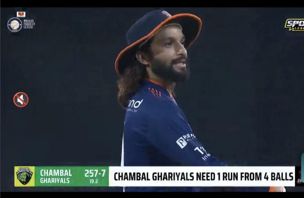 academy_dinda's tweet photo. Give me Freedom
Give me Fire
Give me Bhuvi, Hazlewood, Krunal, Rasikh
Or I retire🥵 https://t.co/txTuo8ugFk