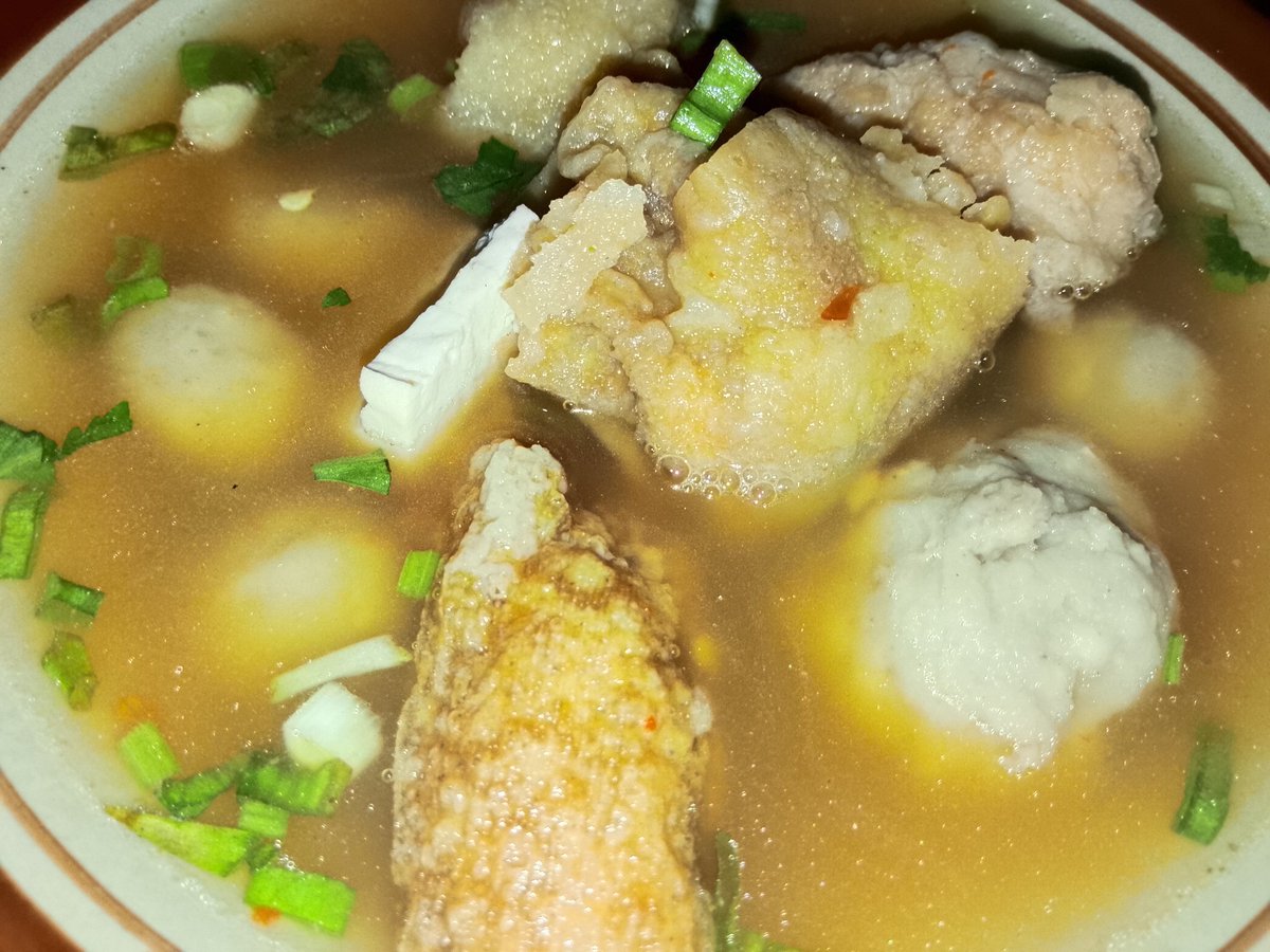 miwithhim's tweet photo. makan siang dulu gesss, karena jbjb butuh energi https://t.co/arDdrymIgc