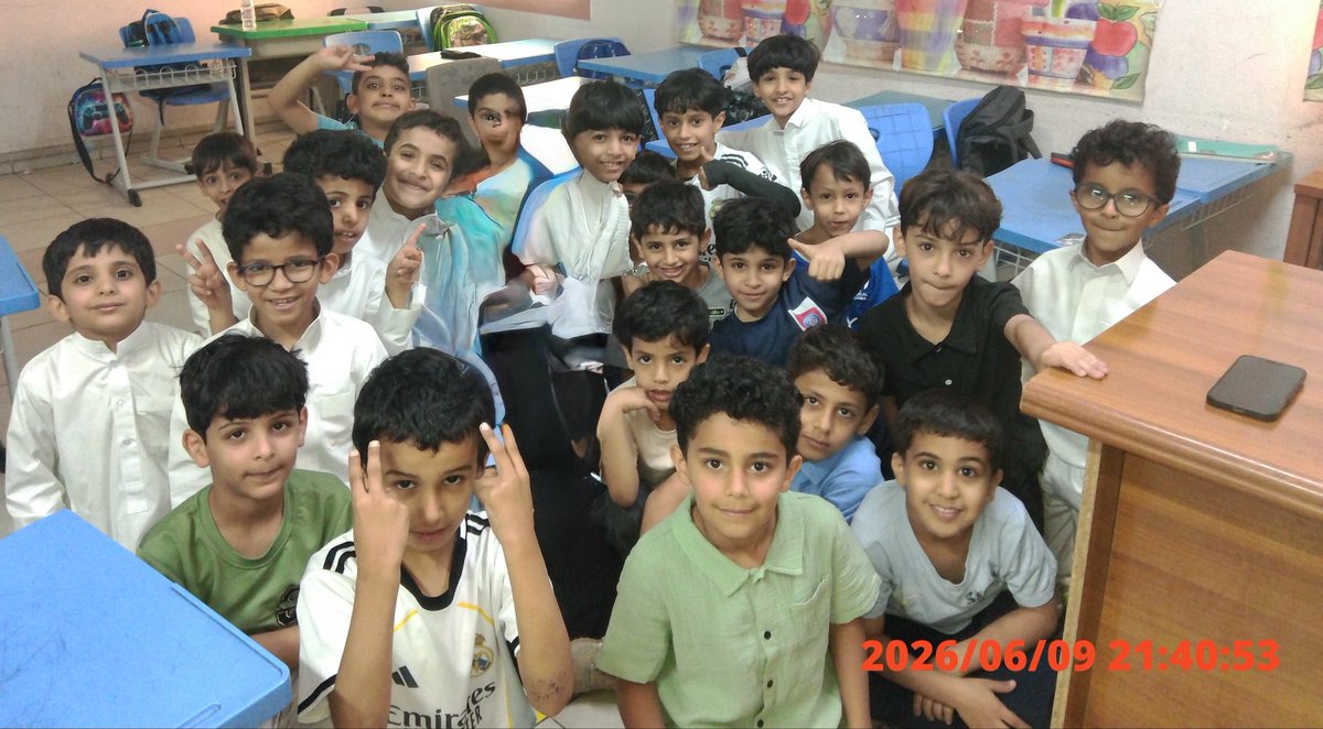 4alrl tweet picture