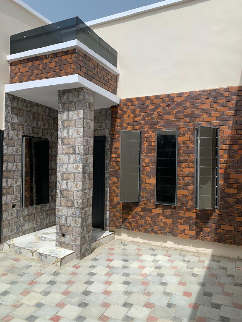 Elyakubhakim's tweet photo. New House 🏠 for sale 

4 bedroom 

1 parlor 

1 kitchen 

3 toilet 

Parking space 1car 

Asking Price 38 millions negotiable

Location ring road by pass Kano

Retweet please my customer might be on your Timeline https://t.co/v6U5HSaGCr